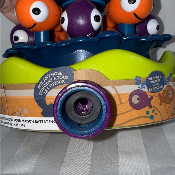 B. toys Whirly Whale Sprinkler - Blue and Orange. Kids Toy - Picture 4 of 12